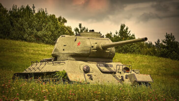 WW II tank